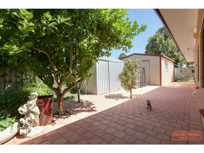 12 Ormond Place, Warnbro WA 6169