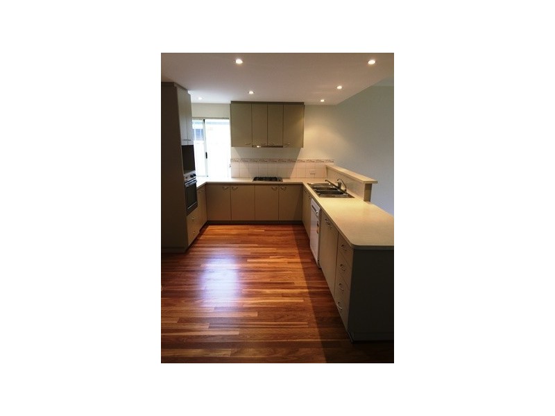 28 Brindabella Ave, Rockingham WA 6168