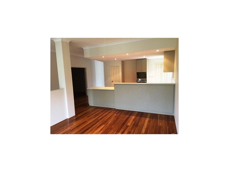 28 Brindabella Ave, Rockingham WA 6168