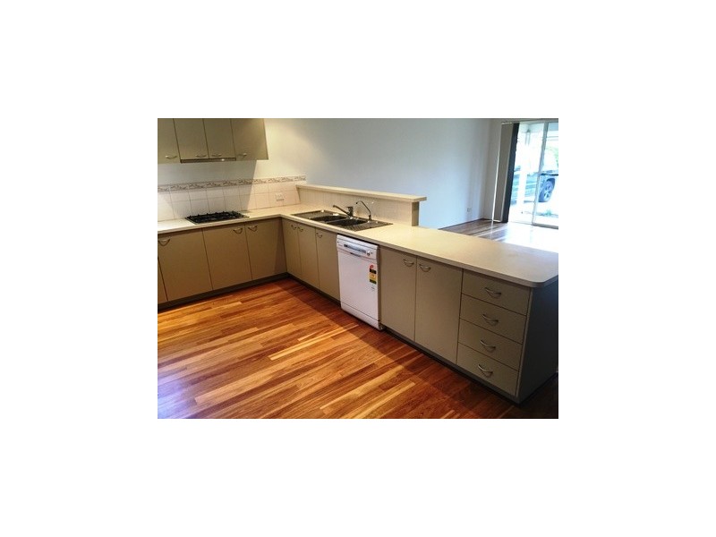 28 Brindabella Ave, Rockingham WA 6168