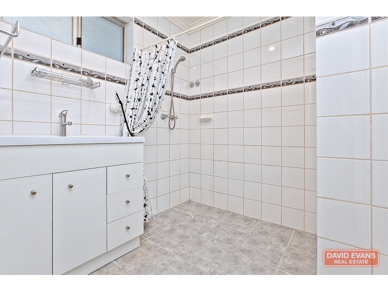 7 Waterton Way, Cooloongup WA 6168