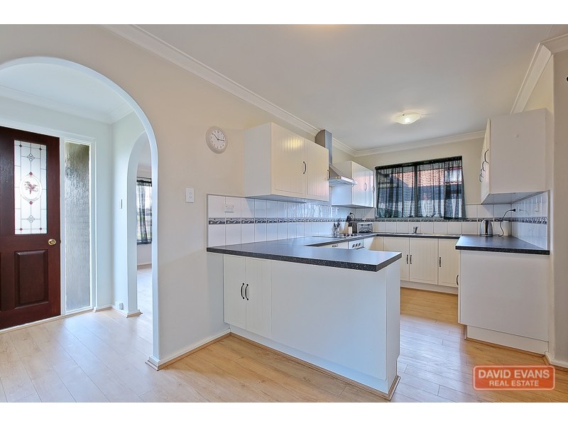 7 Waterton Way, Cooloongup WA 6168