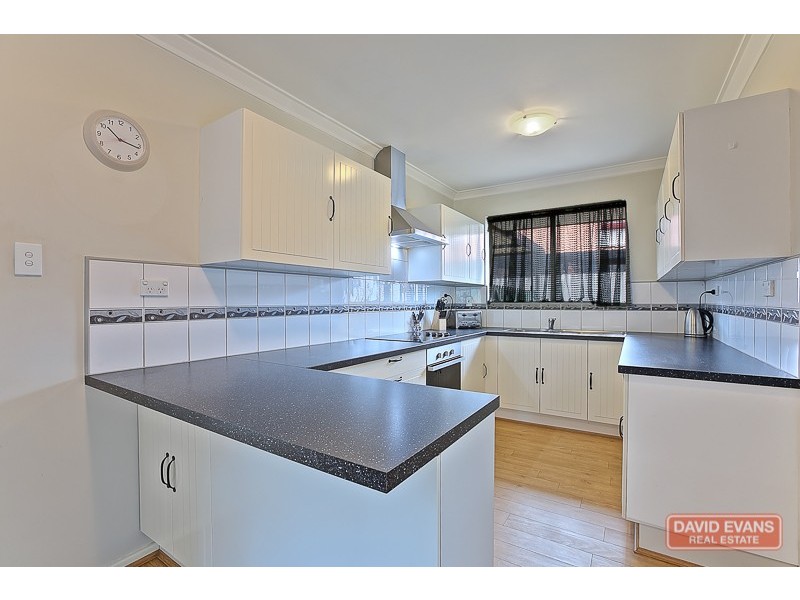 7 Waterton Way, Cooloongup WA 6168