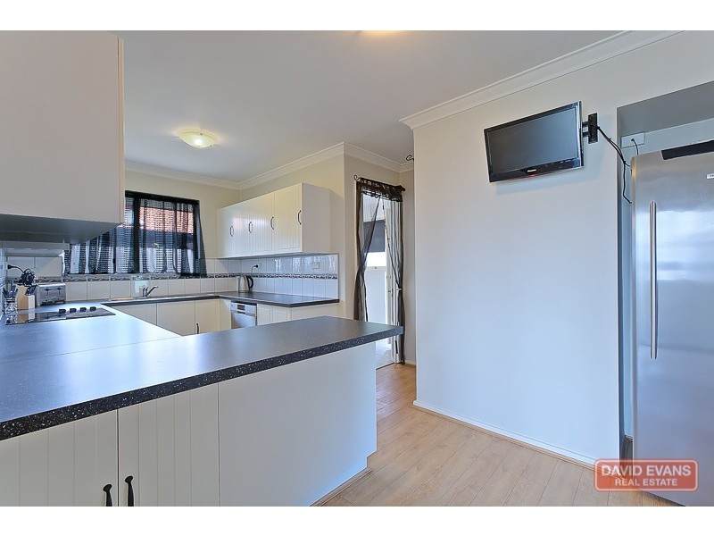 7 Waterton Way, Cooloongup WA 6168