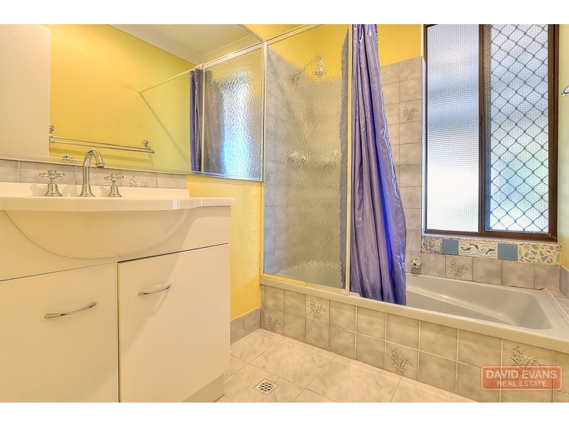 34 Lynda Crescent, Cooloongup WA 6168