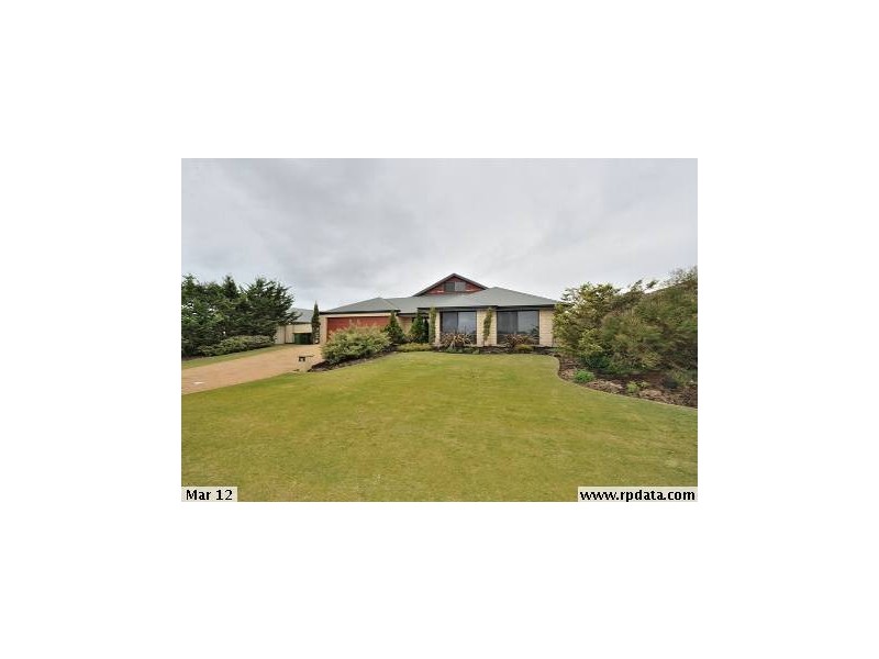 23 Summerville Avenue, Secret Harbour WA 6173