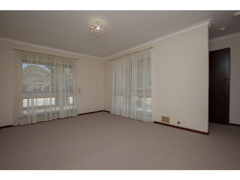 122 Simpson Avenue, Rockingham WA 6168