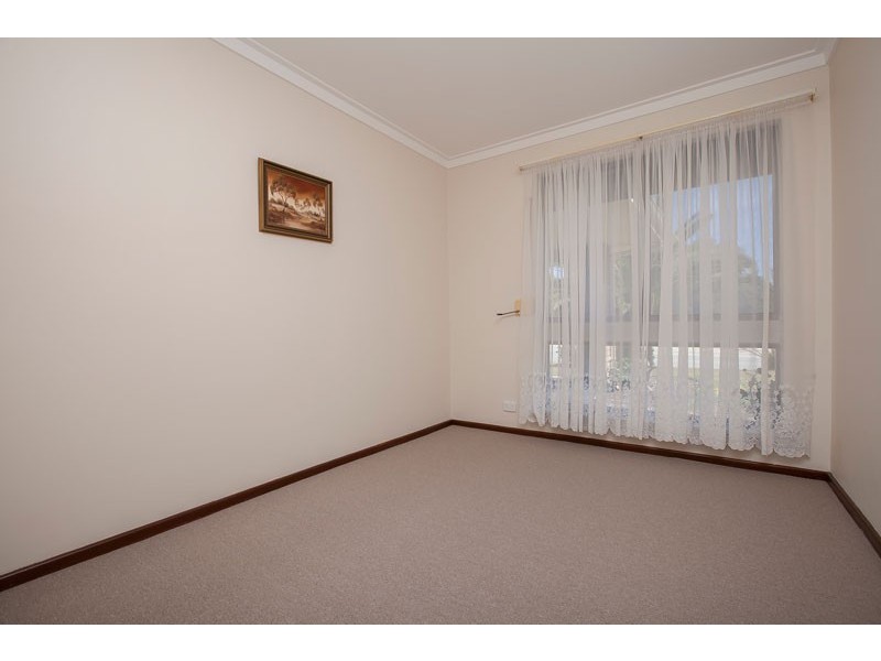 122 Simpson Avenue, Rockingham WA 6168