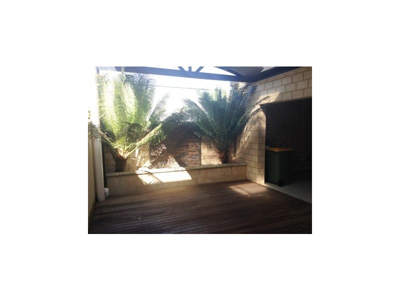 1/38 Lewington Street, Rockingham WA 6168