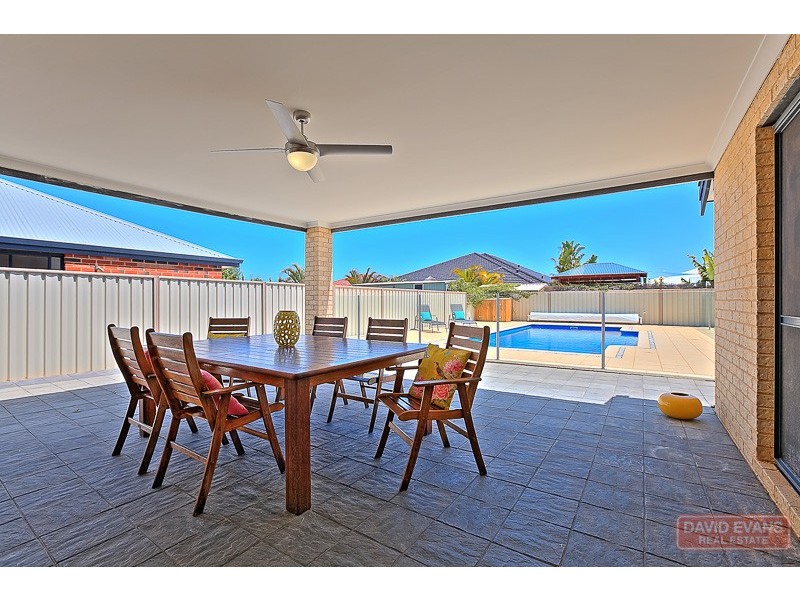 7 Jaubert Avenue, Secret Harbour WA 6173