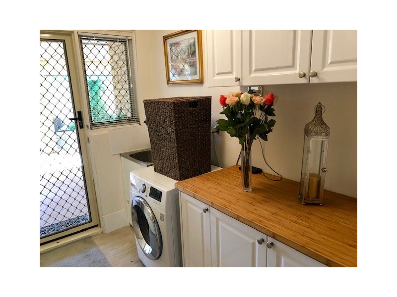 1 Lyons Court, Cooloongup WA 6168