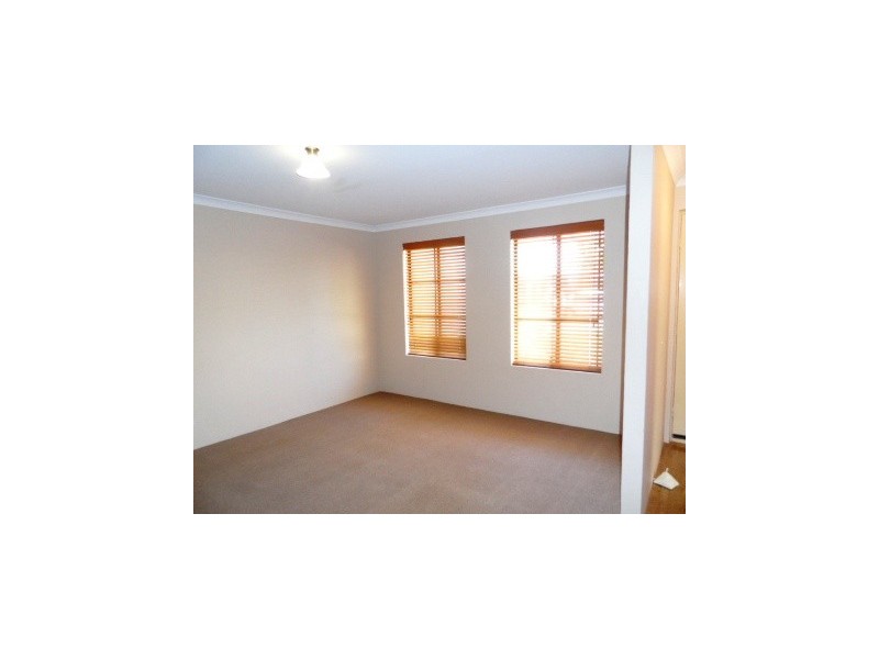 107 San Sebastian Bld, Port Kennedy WA 6172