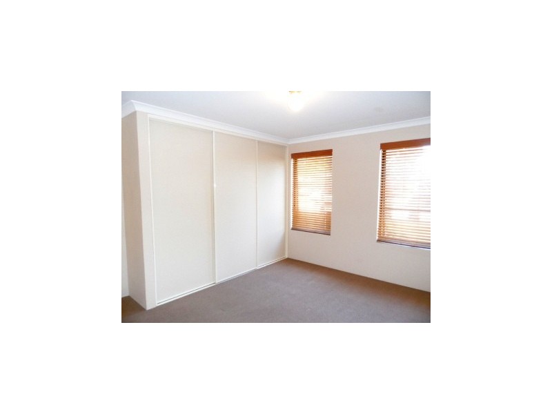 107 San Sebastian Bld, Port Kennedy WA 6172