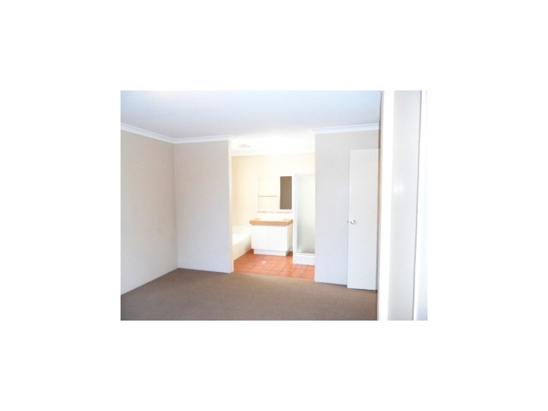 107 San Sebastian Bld, Port Kennedy WA 6172