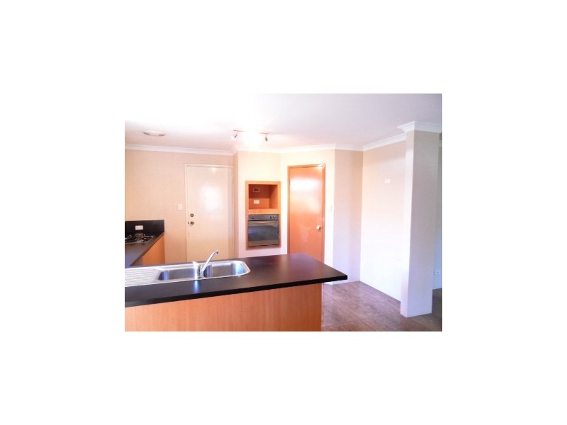 107 San Sebastian Bld, Port Kennedy WA 6172