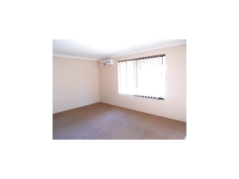 107 San Sebastian Bld, Port Kennedy WA 6172