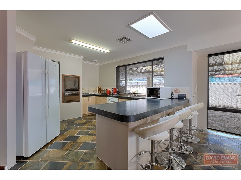 40 Jamaican Road, Waikiki WA 6169