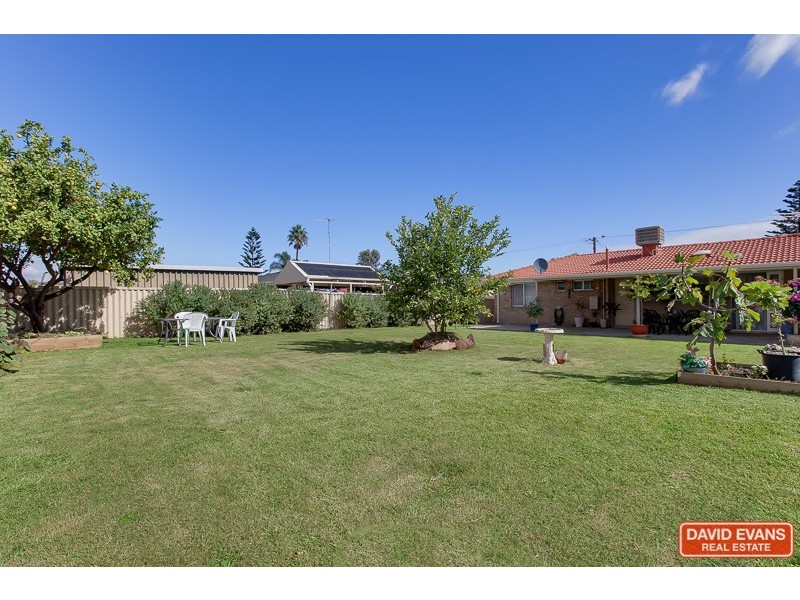 6 Mensa Close, Rockingham WA 6168