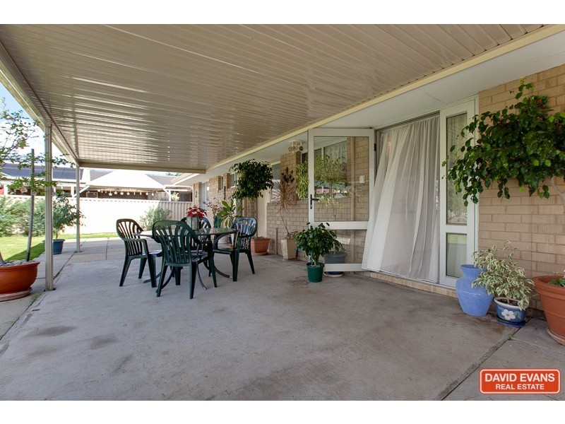 6 Mensa Close, Rockingham WA 6168