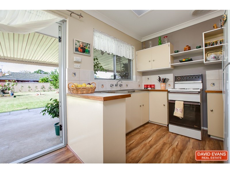 6 Mensa Close, Rockingham WA 6168