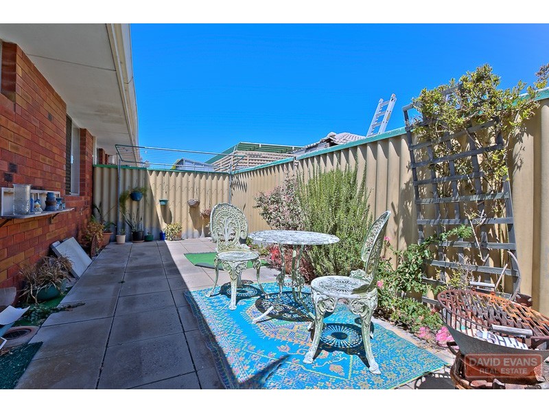 12/10 Hefron Street, Rockingham WA 6168