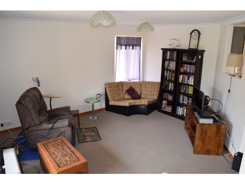 68 St Andrews Loop, Cooloongup WA 6168