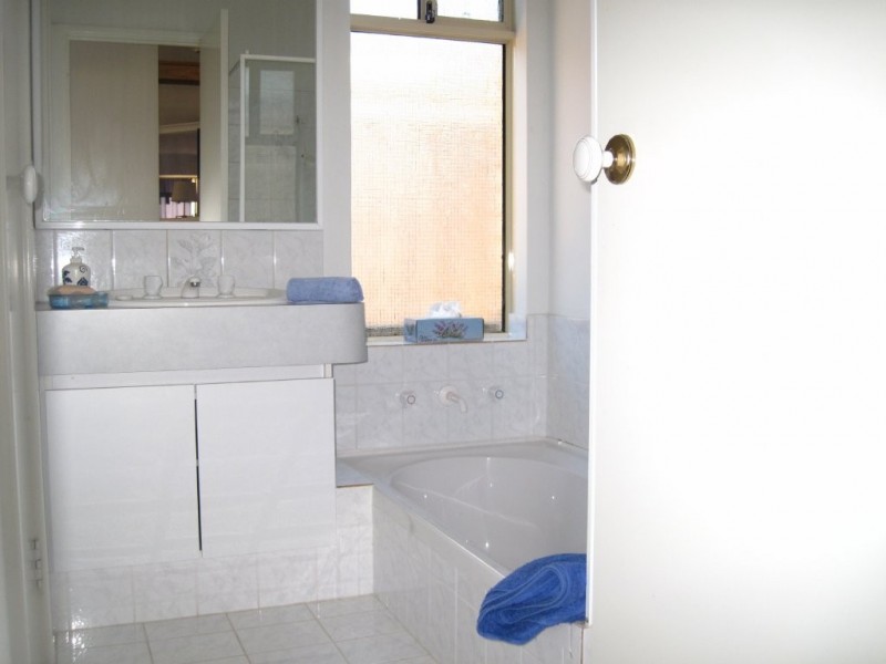 68 St Andrews Loop, Cooloongup WA 6168