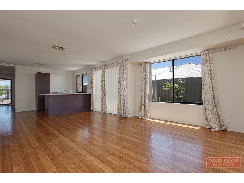 17 Wallingford Crescent, Wellard WA 6170