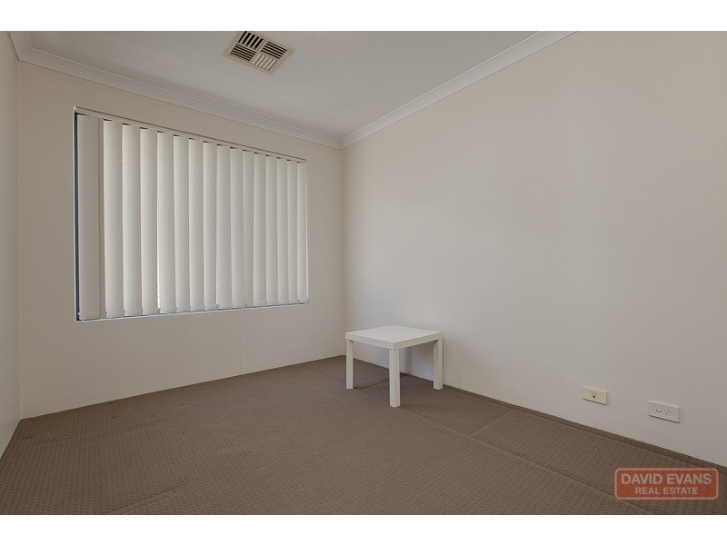 17 Wallingford Crescent, Wellard WA 6170