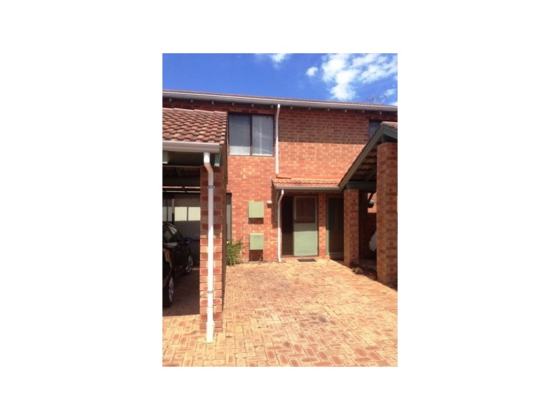 4/33 Fletcher Street, Rockingham WA 6168