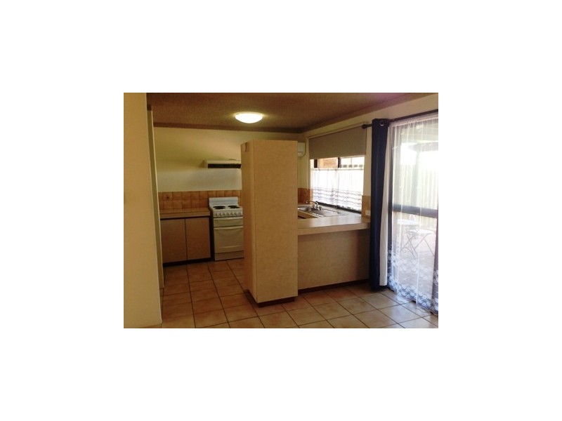 4/33 Fletcher Street, Rockingham WA 6168