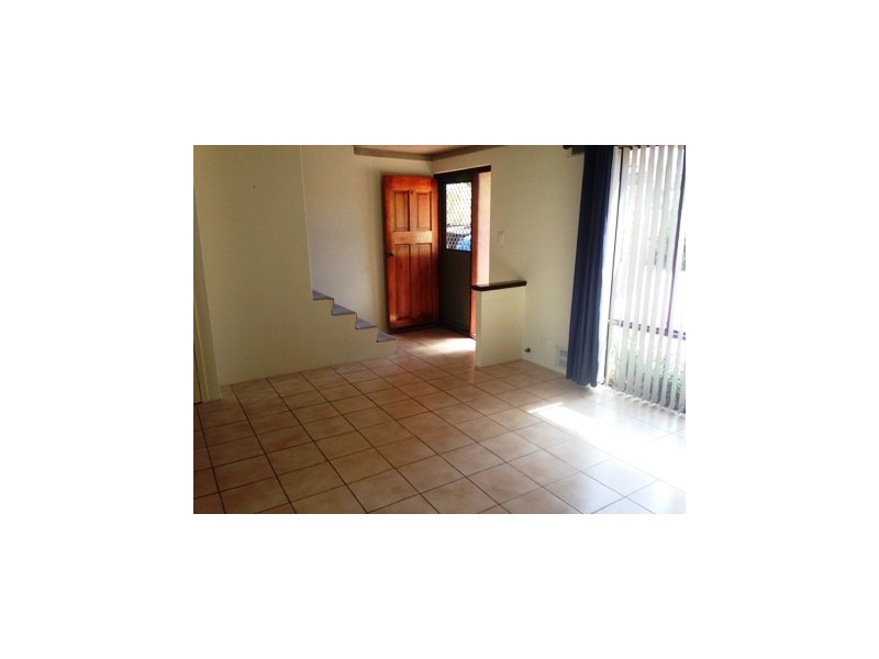 4/33 Fletcher Street, Rockingham WA 6168