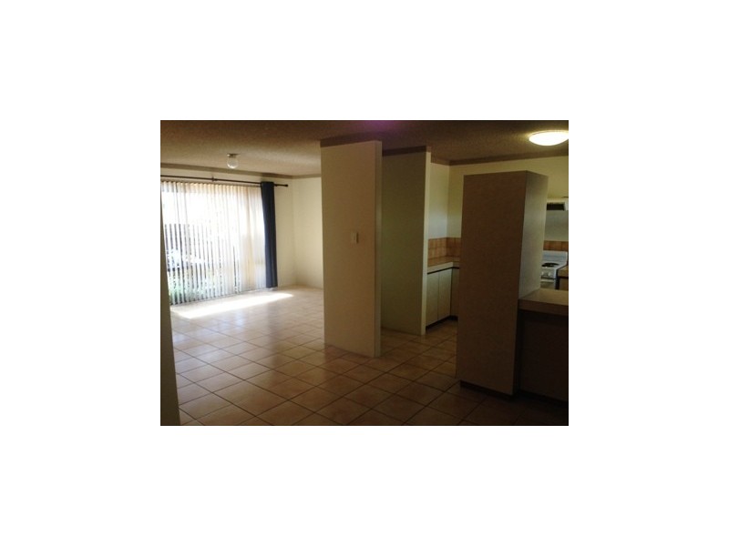 4/33 Fletcher Street, Rockingham WA 6168