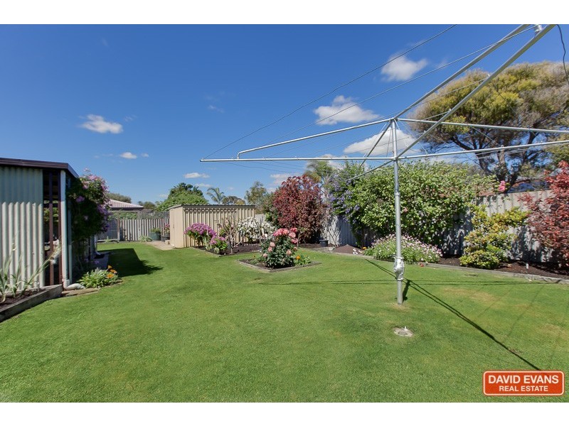 14 Caribbean Drive, Safety Bay WA 6169