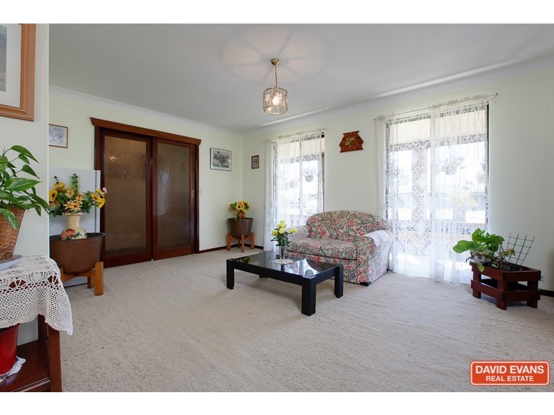 14 Caribbean Drive, Safety Bay WA 6169