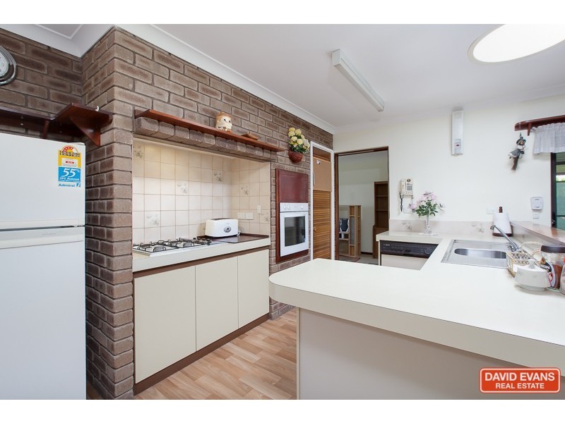 14 Caribbean Drive, Safety Bay WA 6169