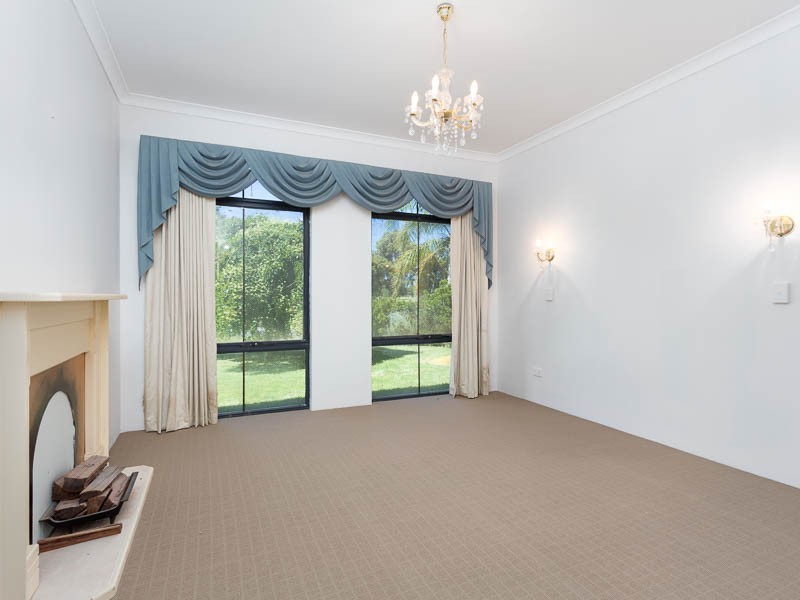 220 Grand Ocean Boulevard, Port Kennedy WA 6172