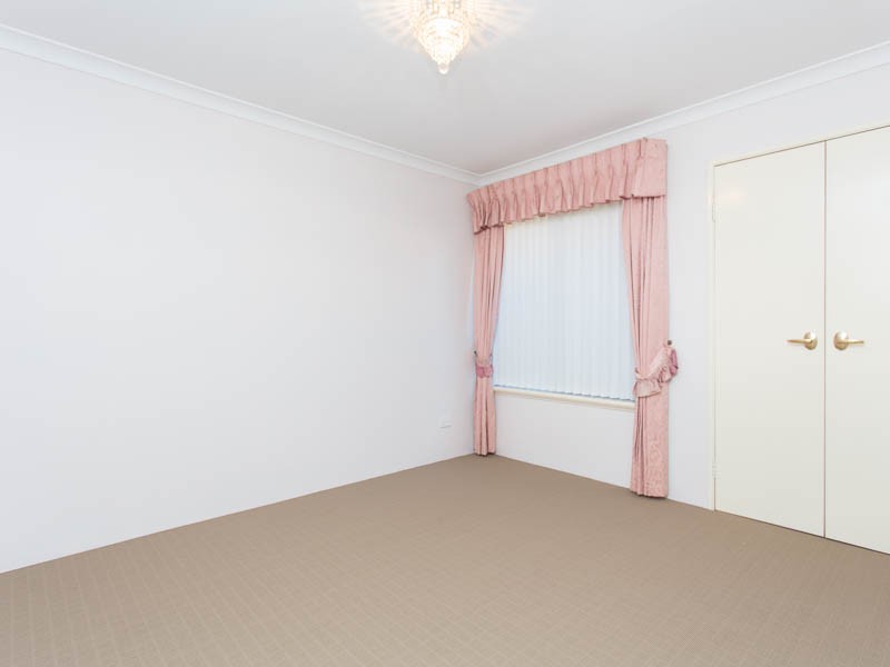 220 Grand Ocean Boulevard, Port Kennedy WA 6172