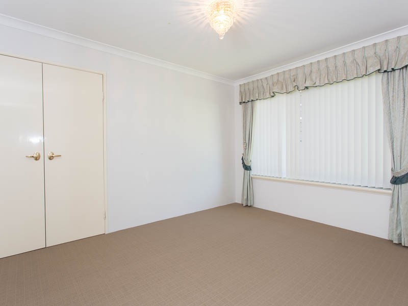 220 Grand Ocean Boulevard, Port Kennedy WA 6172