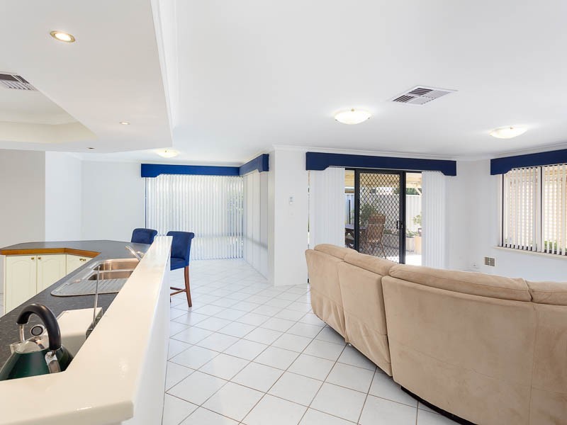 220 Grand Ocean Boulevard, Port Kennedy WA 6172