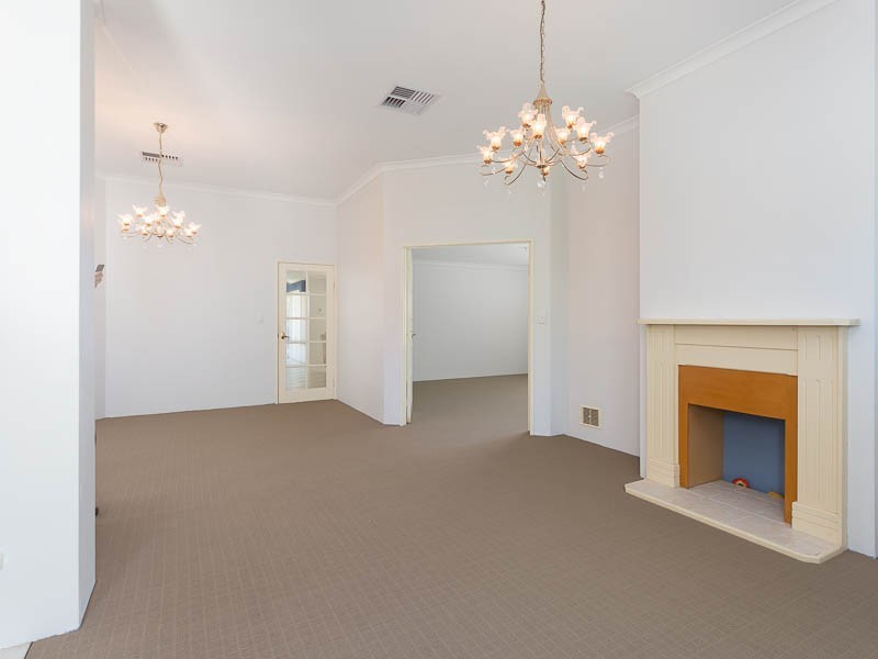 220 Grand Ocean Boulevard, Port Kennedy WA 6172