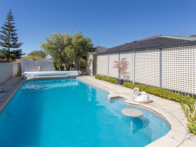 220 Grand Ocean Boulevard, Port Kennedy WA 6172