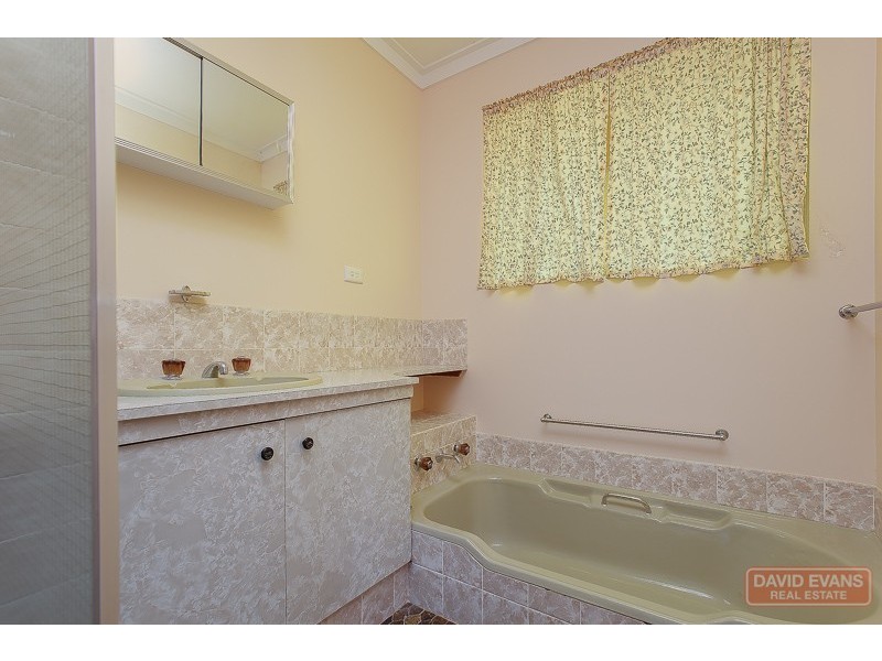 55 Fifth Avenue, Shoalwater WA 6169