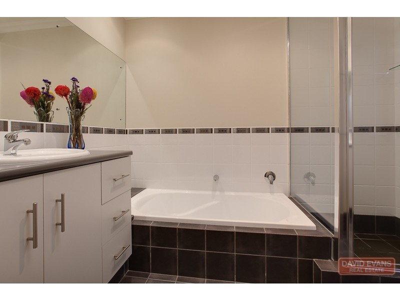 34a Lake Street, Rockingham WA 6168