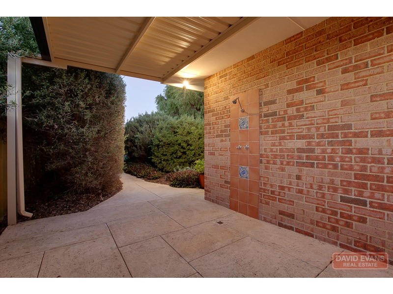 34a Lake Street, Rockingham WA 6168