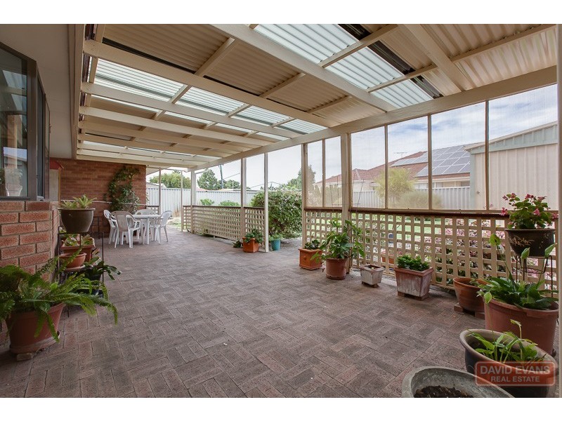 3 Swifts Court, Rockingham WA 6168