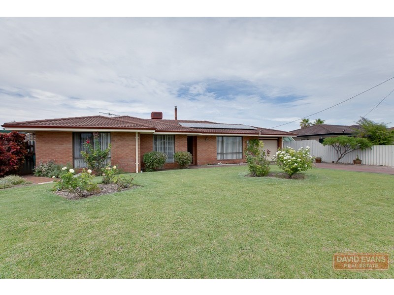 3 Swifts Court, Rockingham WA 6168