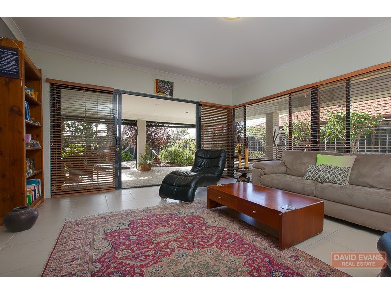 10 Tappan Way, Secret Harbour WA 6173