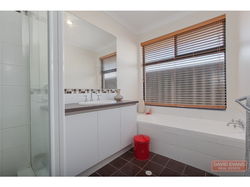 10 Tappan Way, Secret Harbour WA 6173