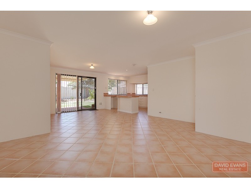 4 Thames Way, Warnbro WA 6169